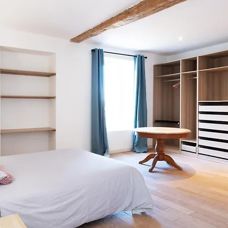 Villa De La La Haute Bouliere