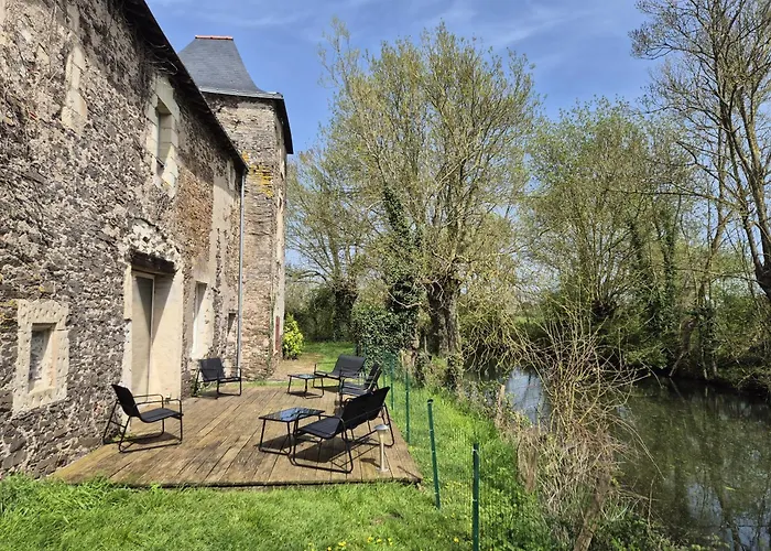 Villa De La La Haute Bouliere *